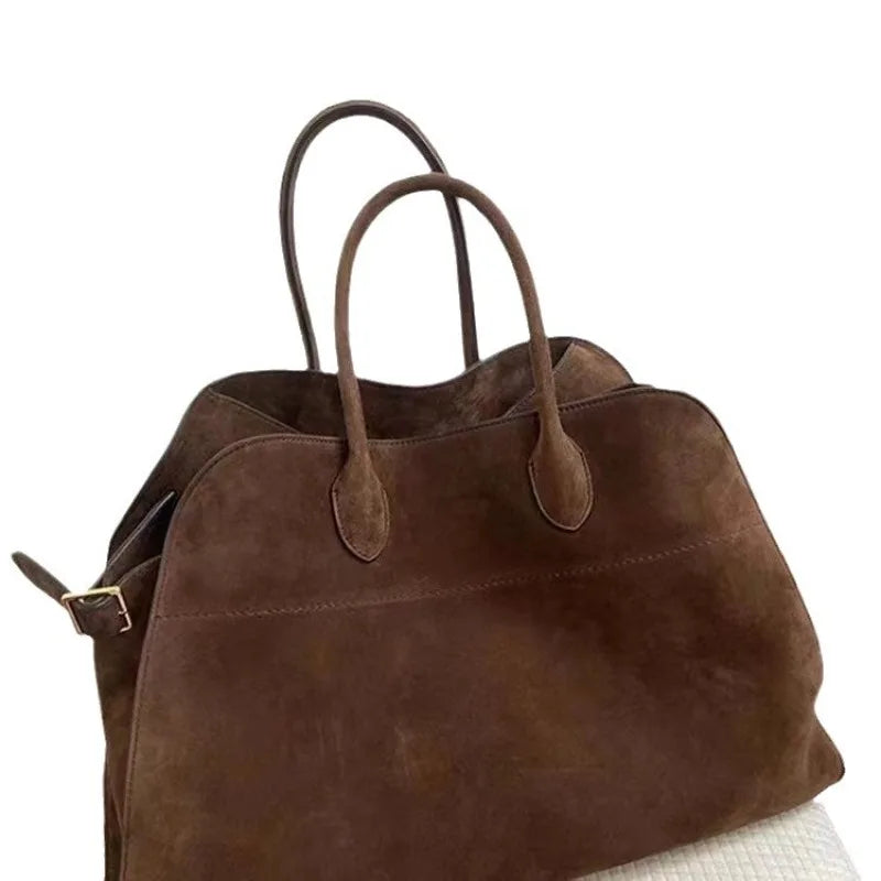 Ladies' handbag new fashionable and high-end design, niche design, large capacity retro commuting handbag