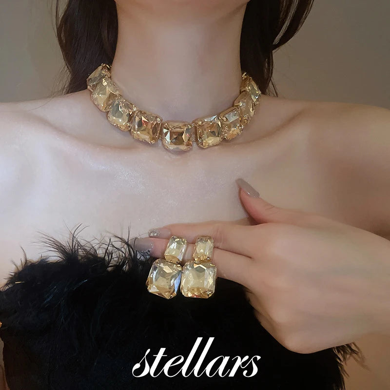 Diamond-Embedded Square Jewelry Set - Unique Bold Design, Clavicle Chain & Earrings, Fashionable High-End Women's Accessories