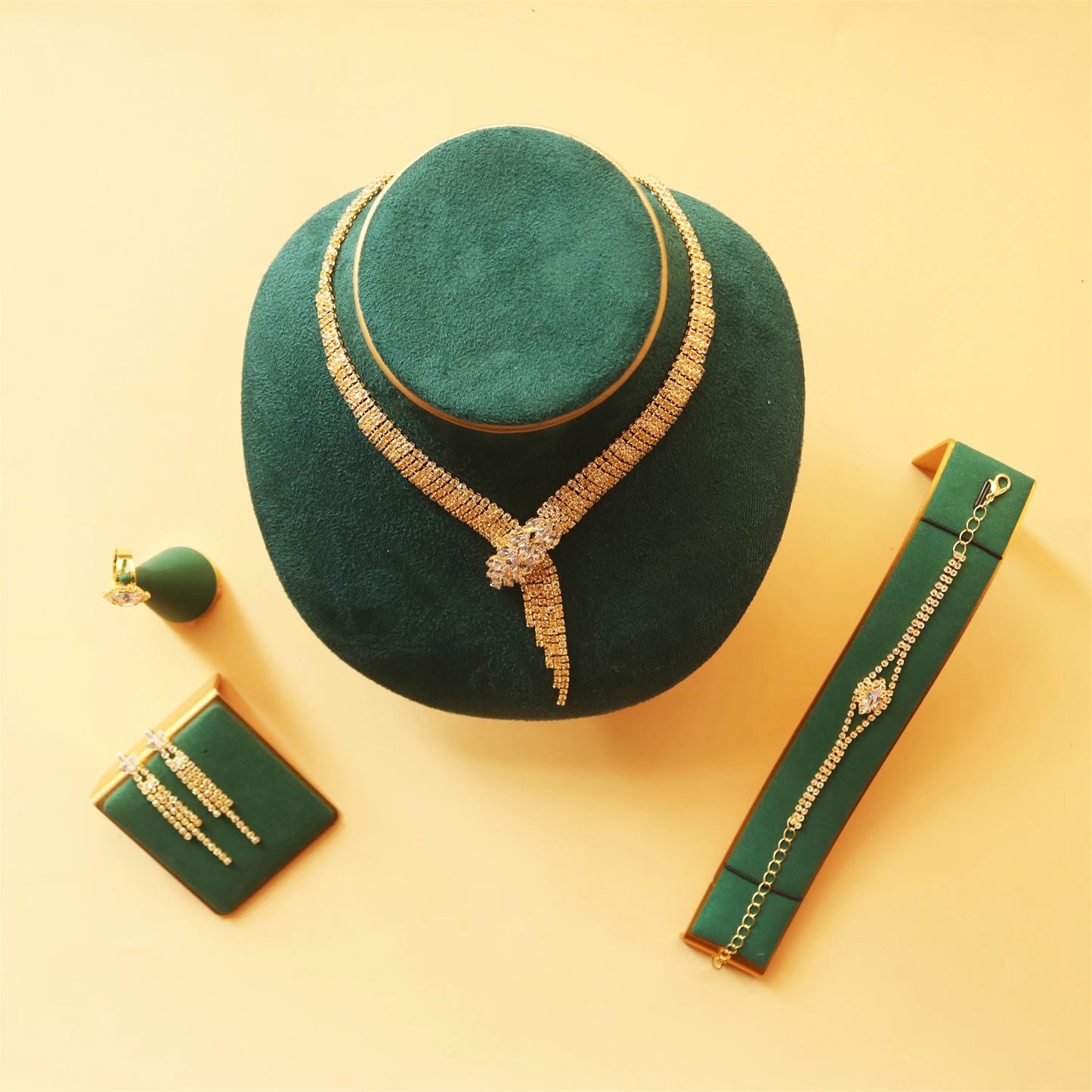 Ladies' Fashion Crystal Necklace Bracelet Earring Ring Wedding Party Elegant Jewelry Classic Jewelry Set Accessories
