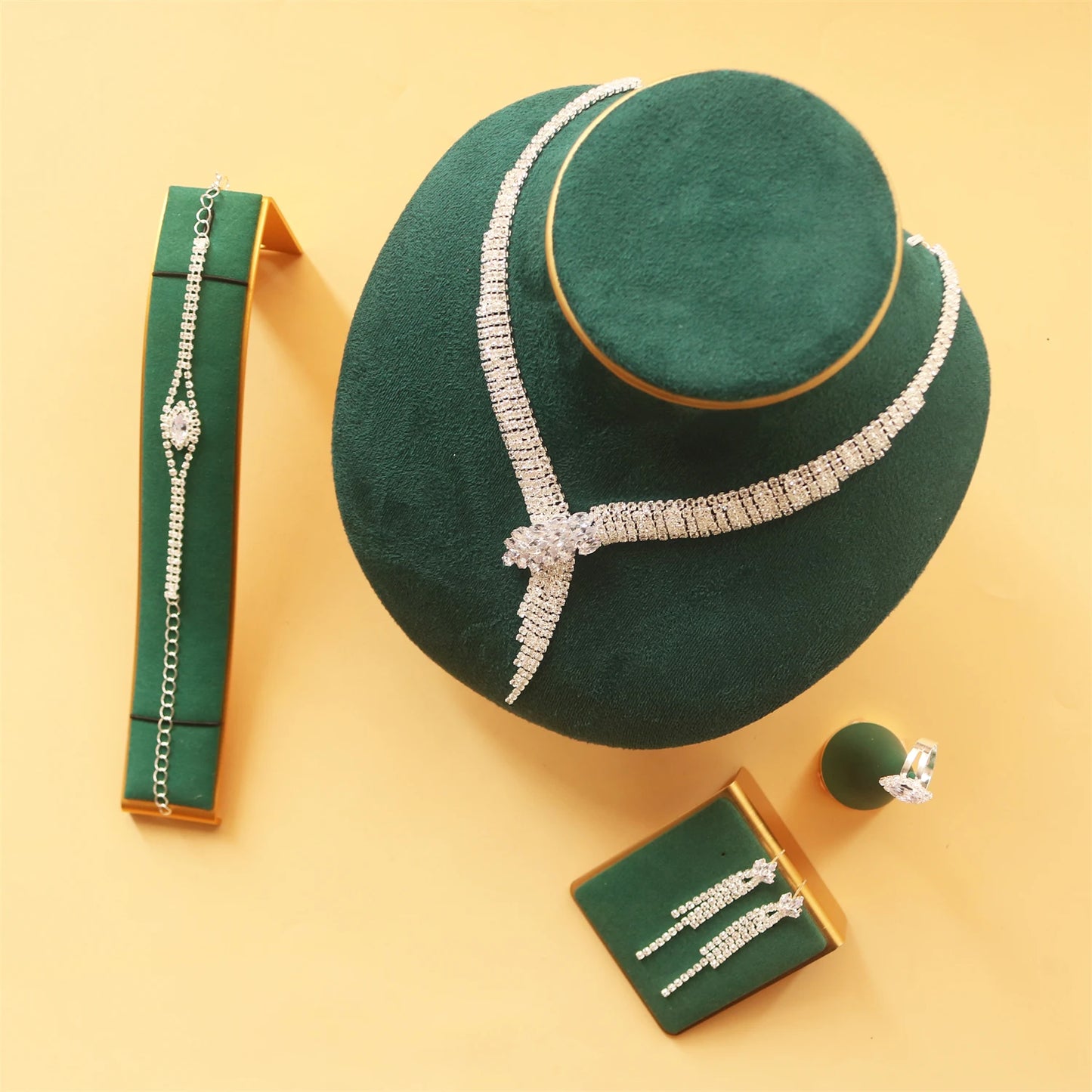Ladies' Fashion Crystal Necklace Bracelet Earring Ring Wedding Party Elegant Jewelry Classic Jewelry Set Accessories