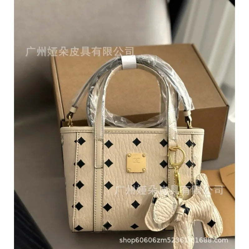 The "Ladies' Basket" bag model 206 - a new style, stylish and versatile high-quality handbag with great quality.