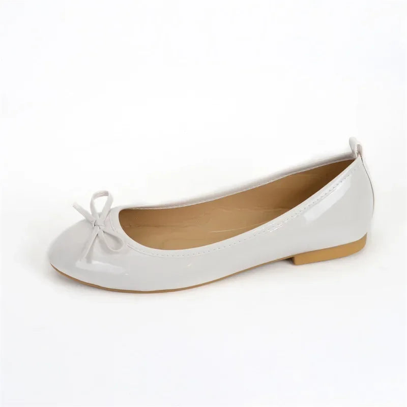 Women's Round Toe Flat Shoes with Soft Leather 2025 New Butterfly Bow Casual Black Women's Shoes Ballet Style Single Shoes