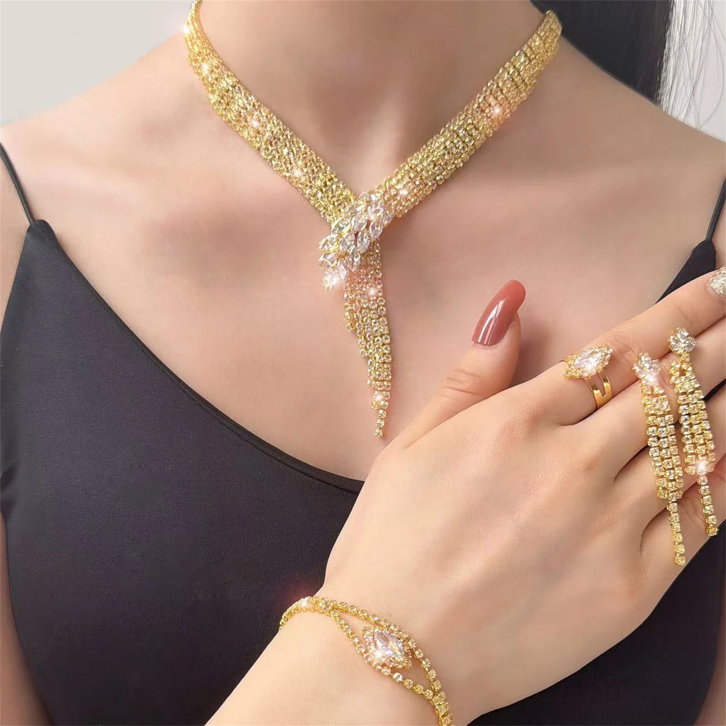 Ladies' Fashion Crystal Necklace Bracelet Earring Ring Wedding Party Elegant Jewelry Classic Jewelry Set Accessories