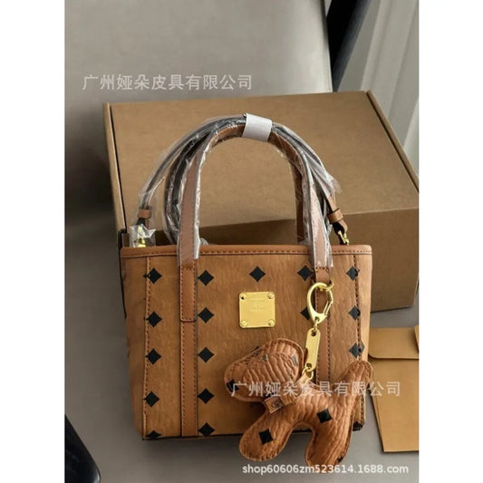 The "Ladies' Basket" bag model 206 - a new style, stylish and versatile high-quality handbag with great quality.