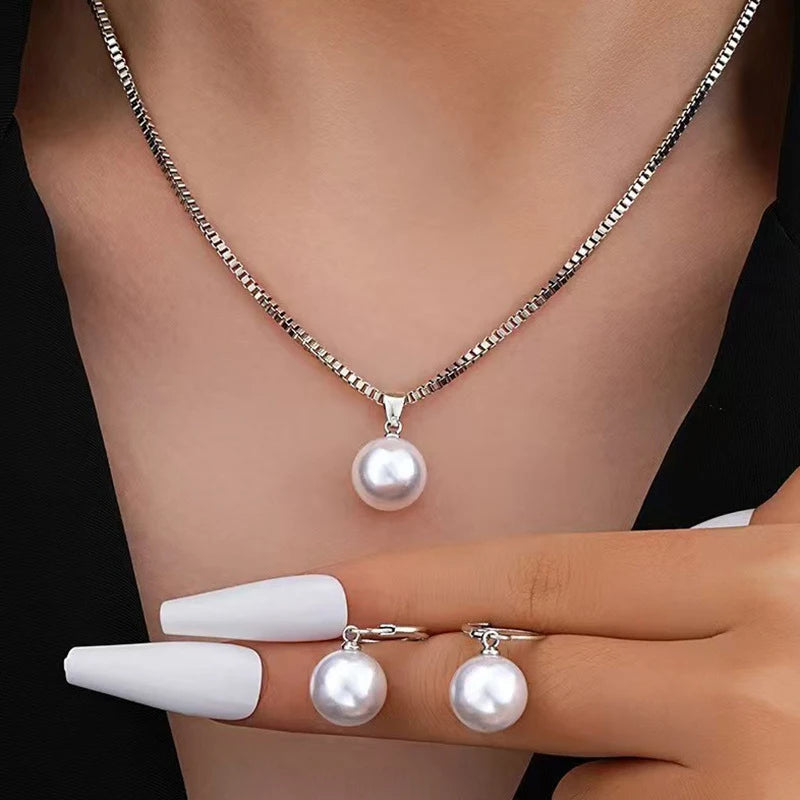 Ladies 2-Piece round Pearl Jewelry Set with Earrings Pendants Necklaces Exquisite Fashionable Wedding Gift
